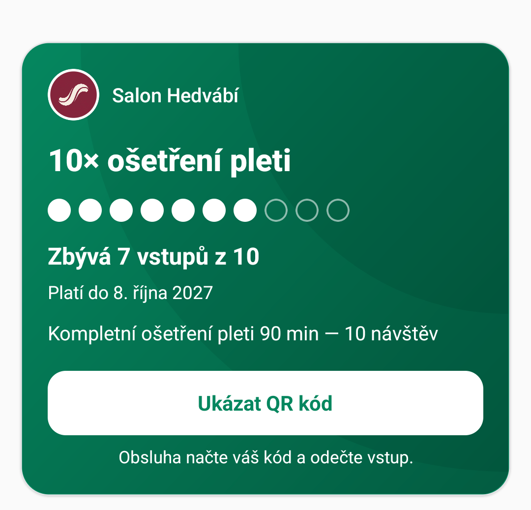 Detail permanentky 10× ošetření pleti v aplikaci Tinadu — zbývá 7 vstupů z 10, platí do 8. října 2027, tlačítko Ukázat QR kód